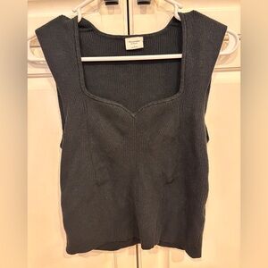 Abercrombie and Fitch Navy sweater excellent condition size Large